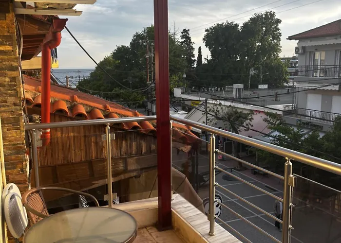 Lux In A Box, In The Center Appartement Nea Kallikrateia